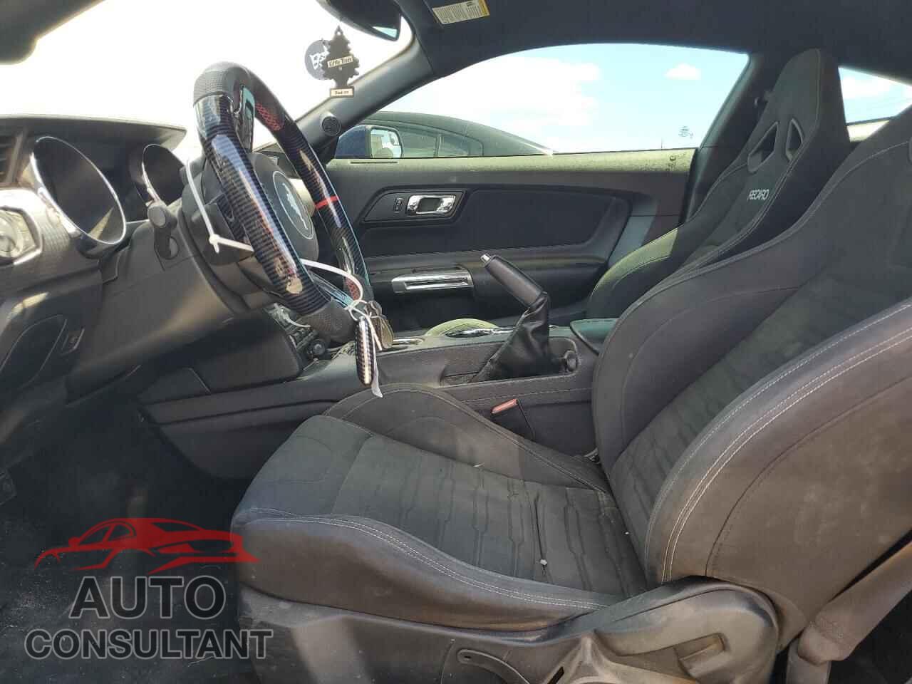 FORD MUSTANG 2015 - 1FA6P8CF8F5431871