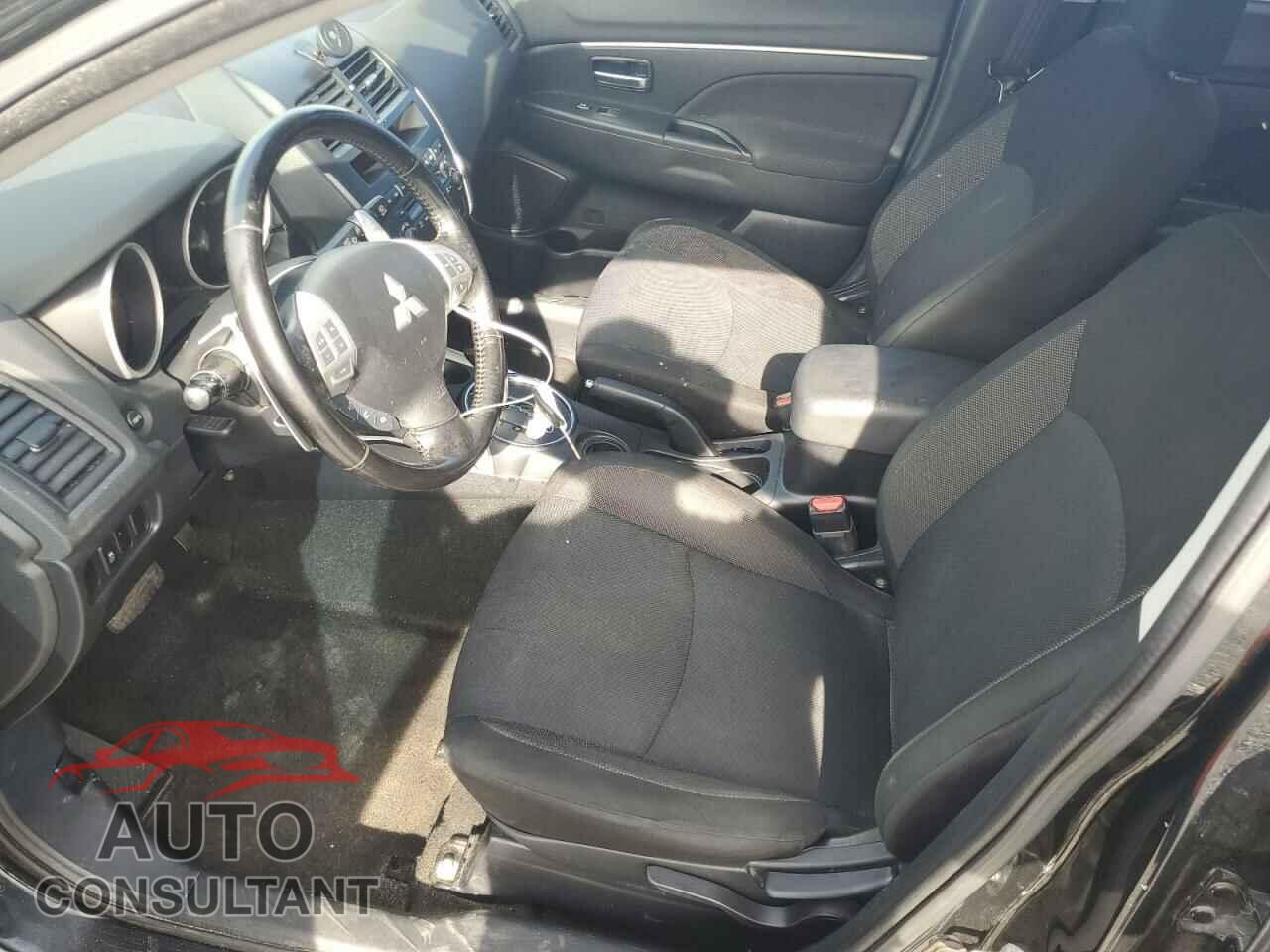 MITSUBISHI OUTLANDER 2011 - JA4AP3AU2BZ012002