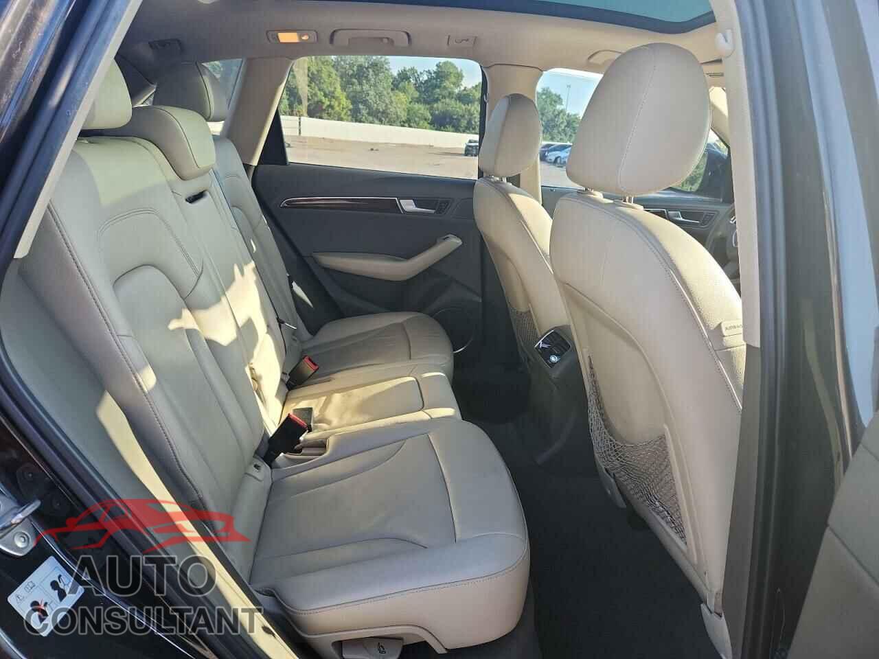 AUDI Q5 2012 - WA1LFAFP8CA095230