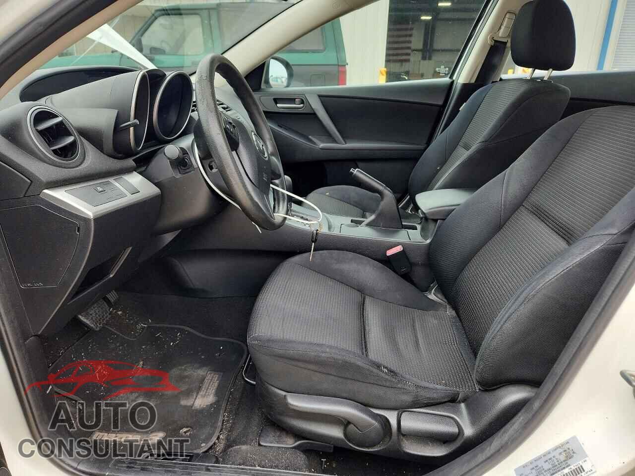 MAZDA 3 2013 - JM1BL1TF4D1817400
