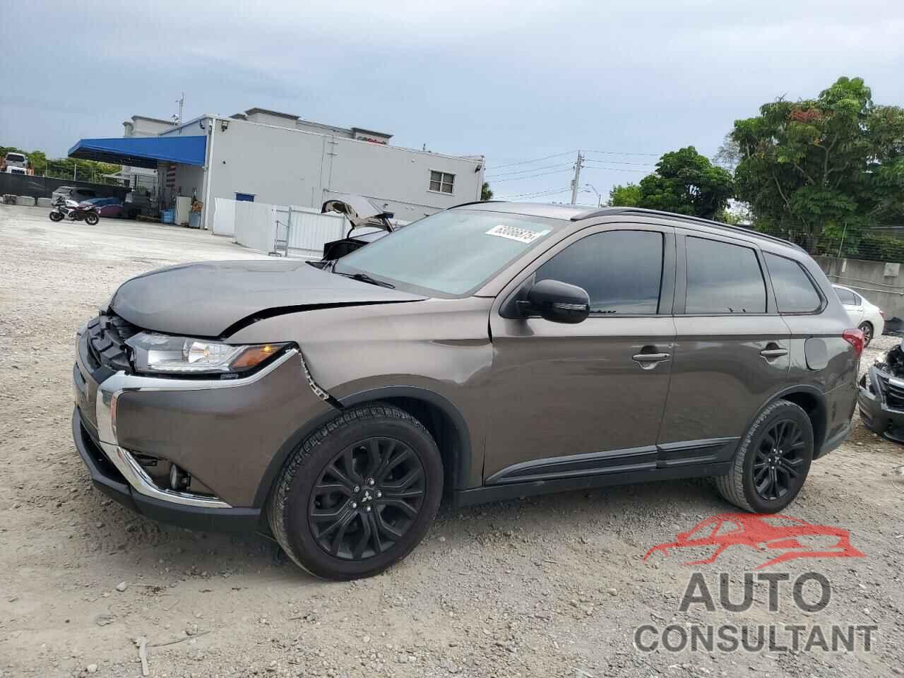 MITSUBISHI OUTLANDER 2018 - JA4AD3A38JZ034634