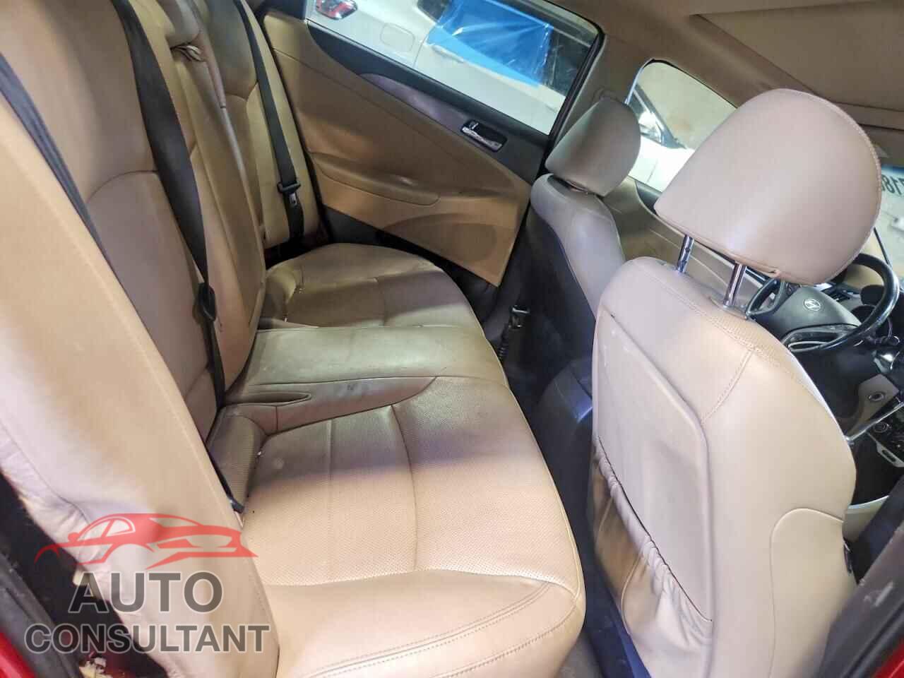 HYUNDAI SONATA 2015 - KMHEC4A48FA135666