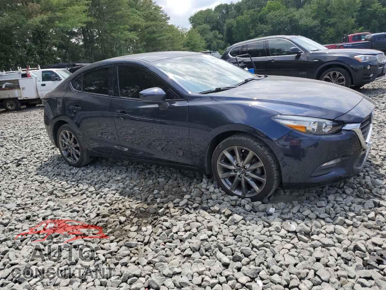 MAZDA 3 2018 - 3MZBN1V35JM237159