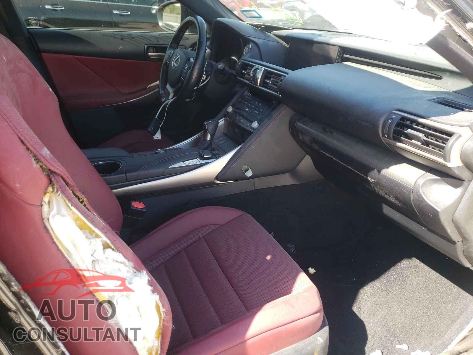 LEXUS IS 2017 - JTHBE1D22H5030660
