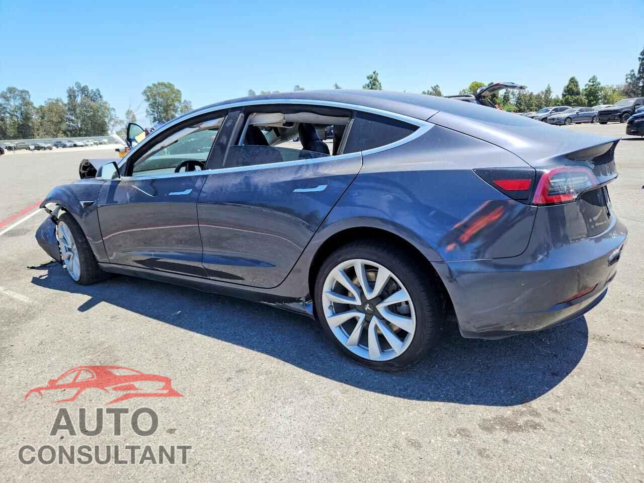 TESLA MODEL 3 2018 - 5YJ3E1EA1JF059499