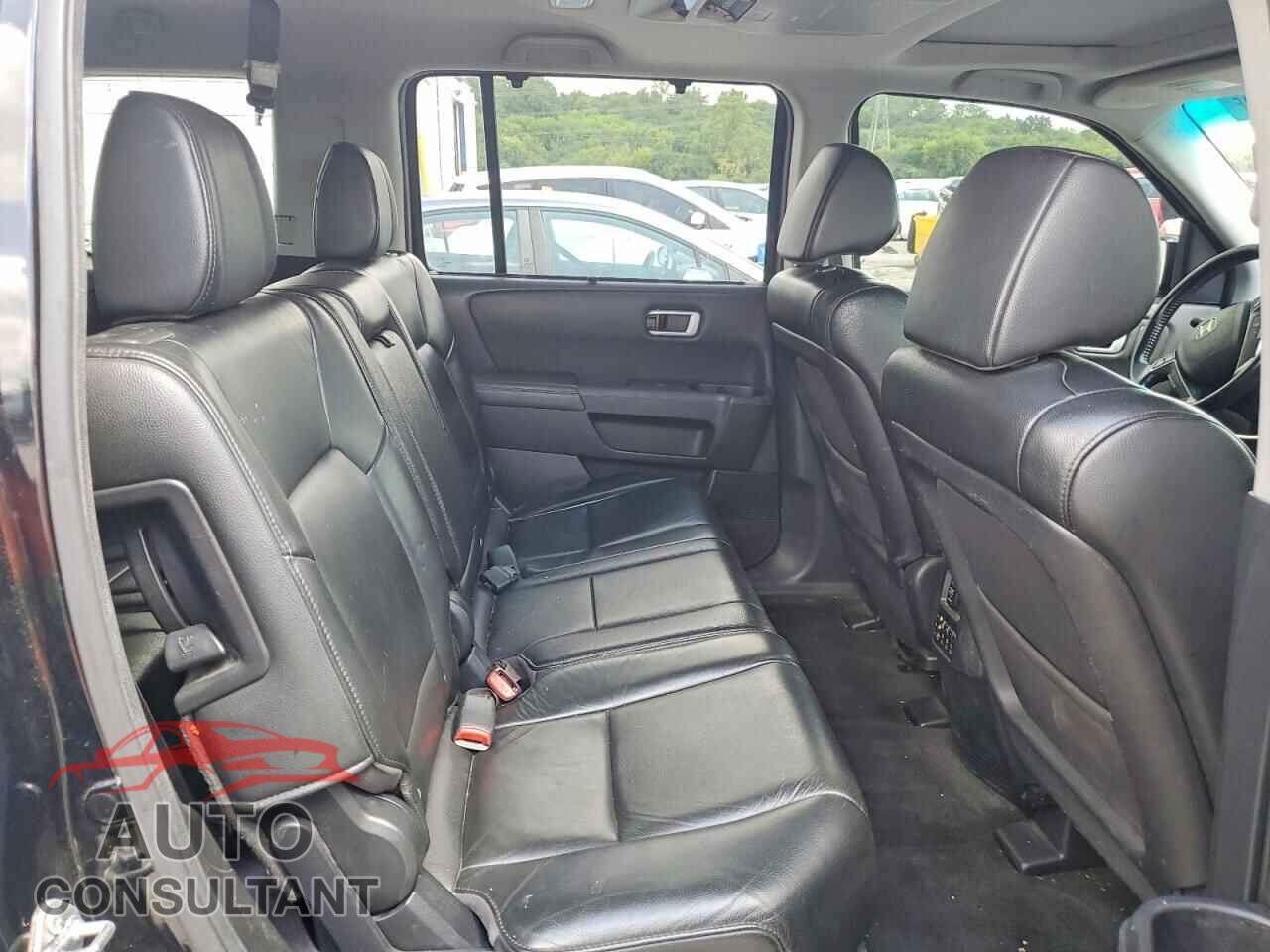 HONDA PILOT 2012 - 5FNYF3H99CB018105