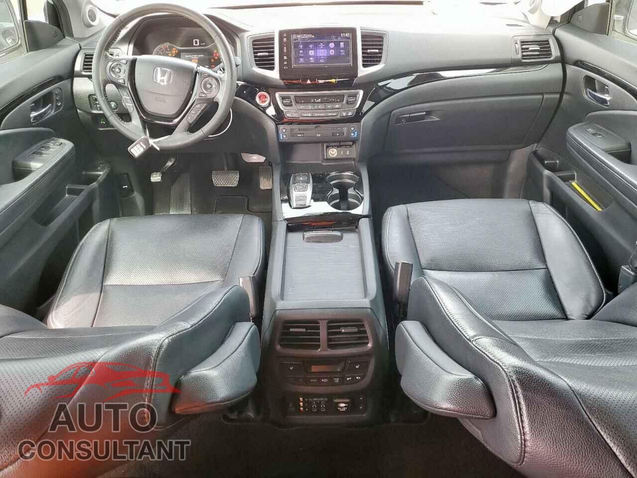 HONDA PILOT 2017 - 5FNYF6H0XHB021900