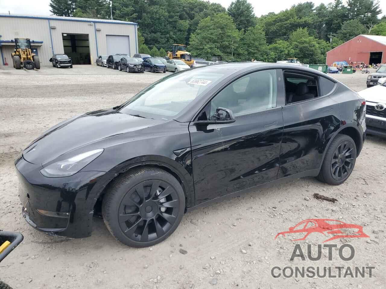 TESLA MODEL Y 2023 - 7SAYGDEEXPA203032