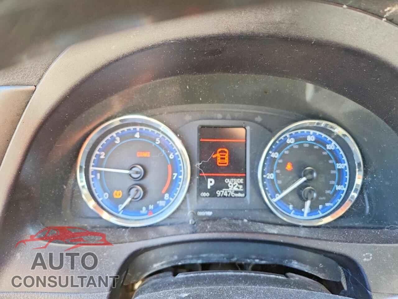TOYOTA COROLLA 2017 - 5YFBURHE2HP719155