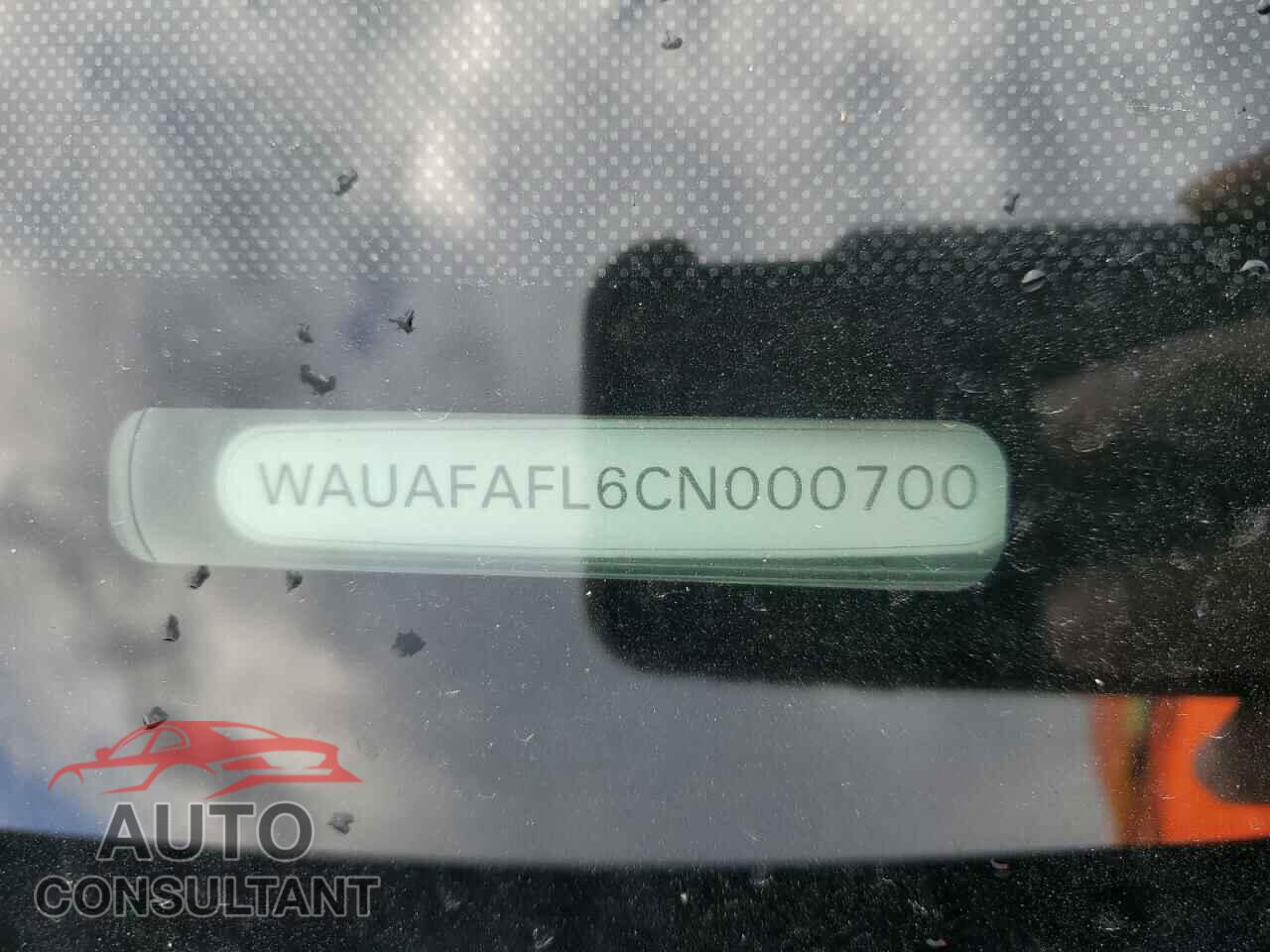 AUDI A4 2012 - WAUAFAFL6CN000700