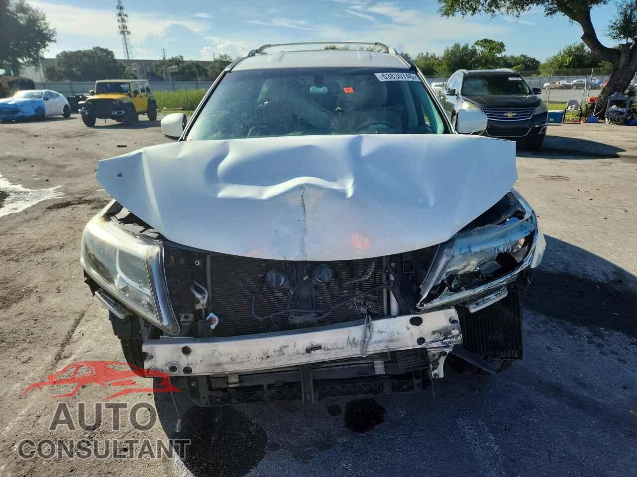 NISSAN PATHFINDER 2014 - 5N1AR2MN3EC683776