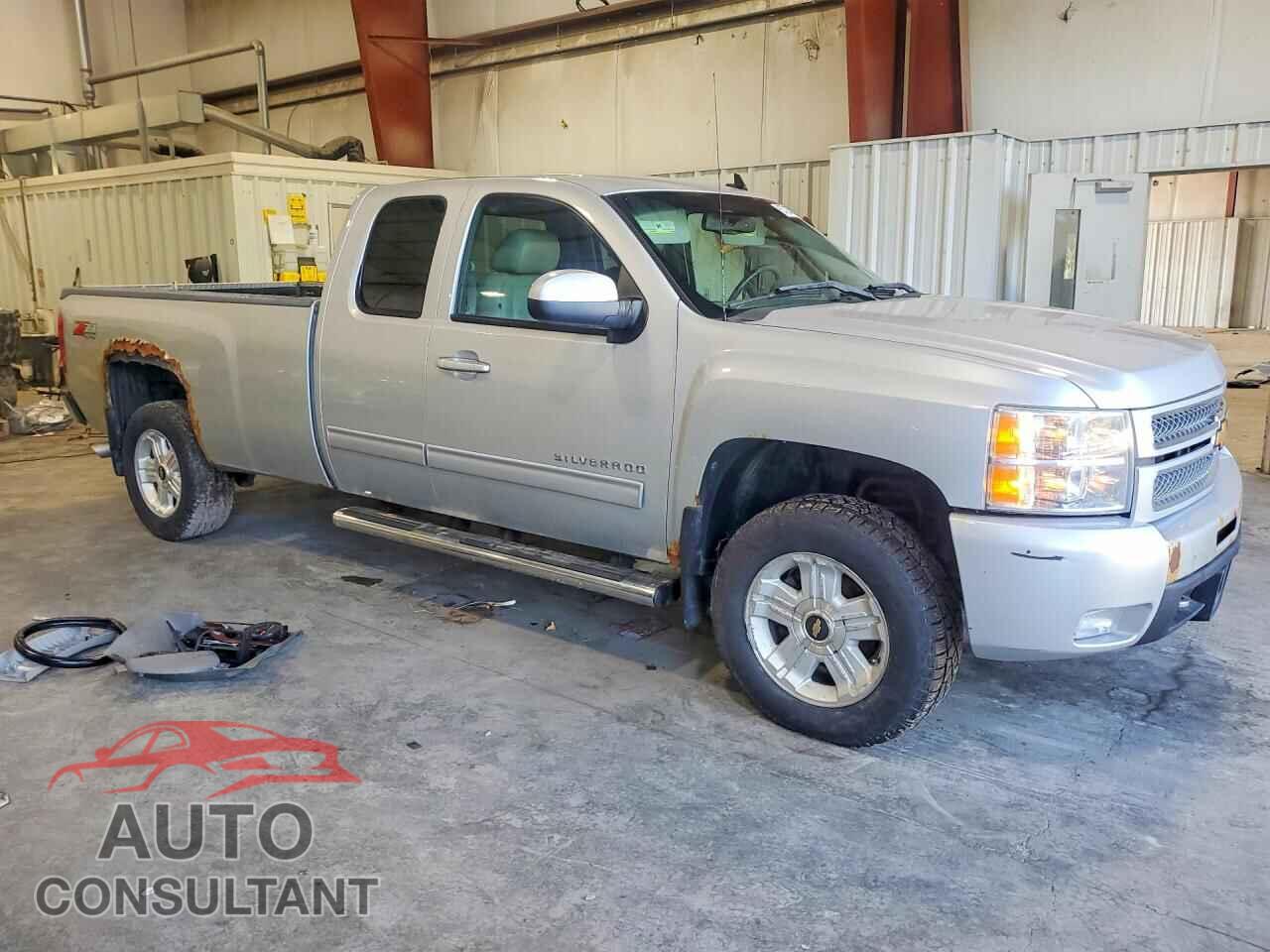 CHEVROLET SILVERADO 2013 - 1GCRKTE04DZ346615