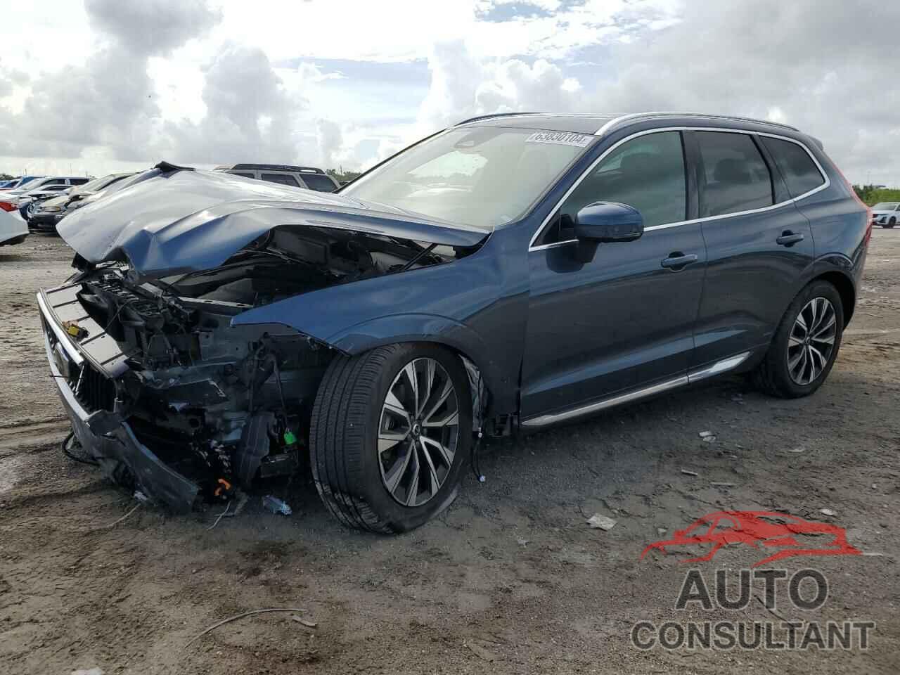 VOLVO XC60 PLUS 2023 - YV4L12RE5P1363514