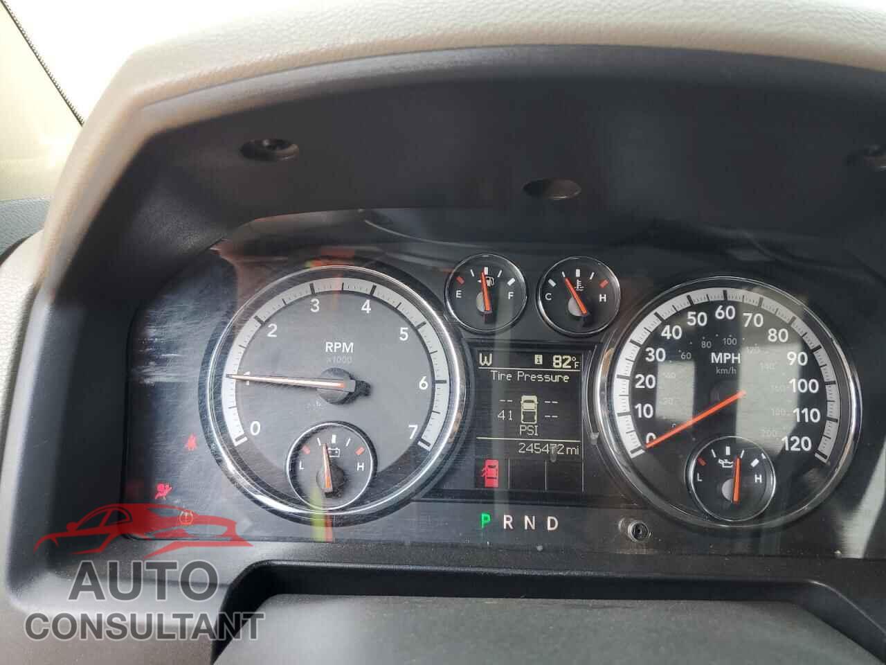 DODGE RAM 1500 2012 - 1C6RD7GP5CS266363