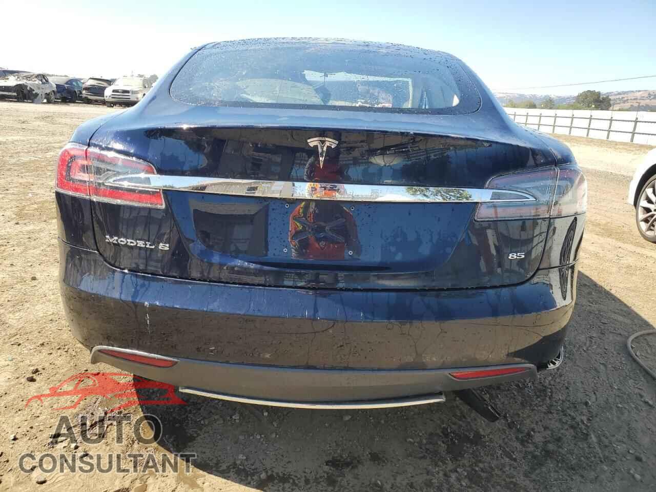 TESLA MODEL S 2013 - 5YJSA1DN6DFP20296