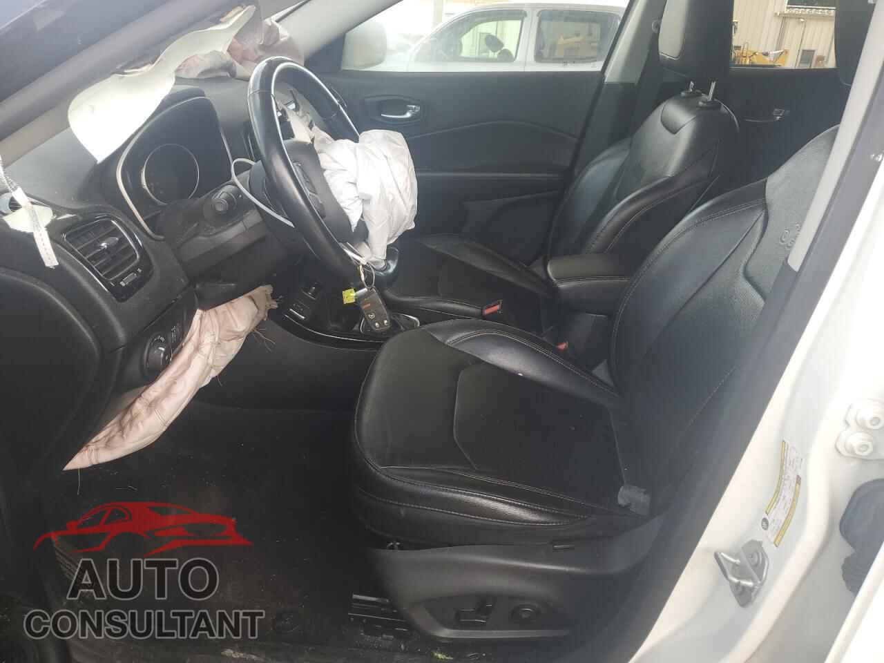 JEEP COMPASS 2020 - 3C4NJCCB0LT211188