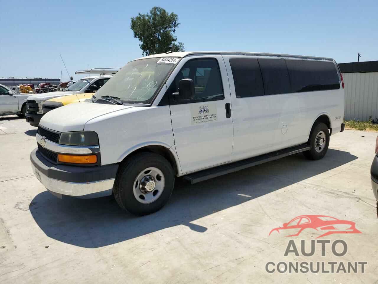 CHEVROLET EXPRESS 2011 - 1GAZG1FG8B1152580