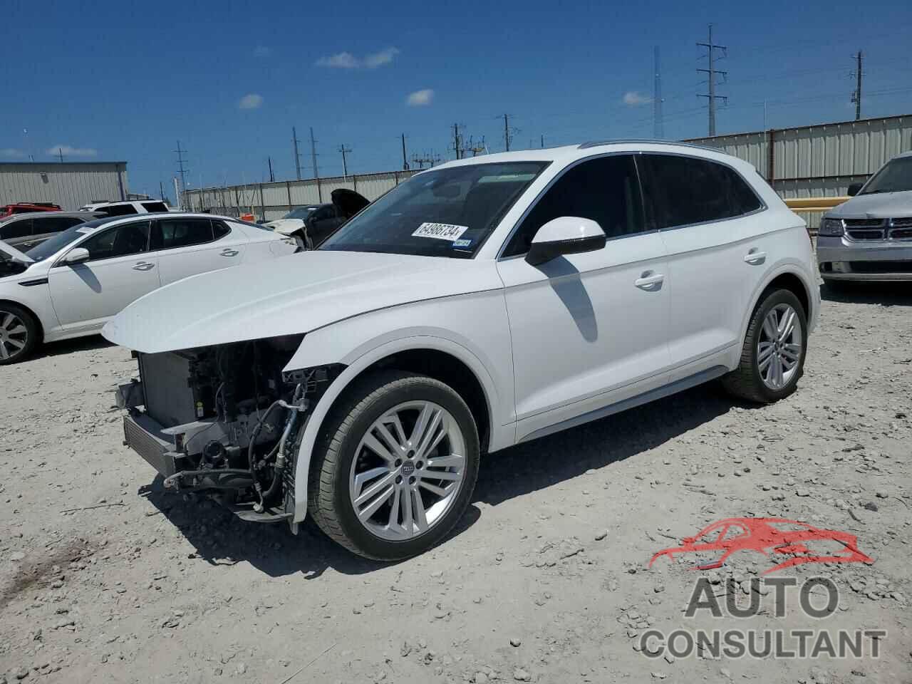 AUDI Q5 2018 - WA1CNAFY8J2224697