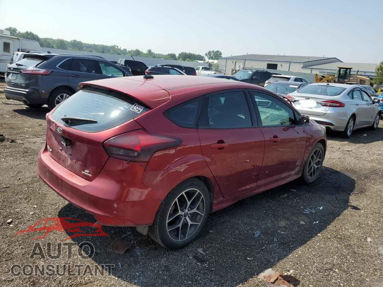 FORD FOCUS 2015 - 1FADP3K2XFL304575