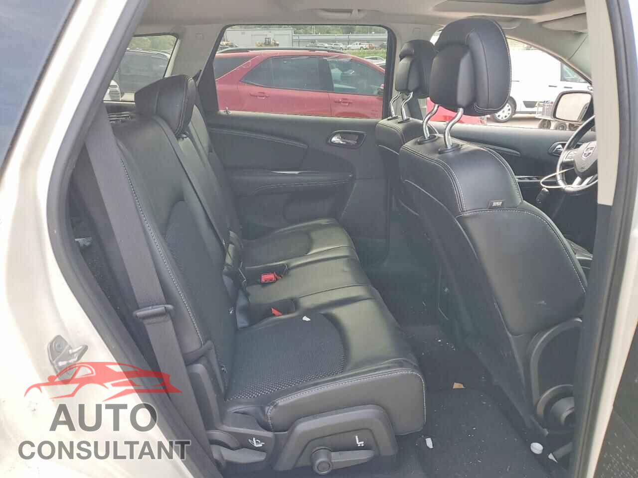 DODGE JOURNEY 2015 - 3C4PDCGG2FT529727