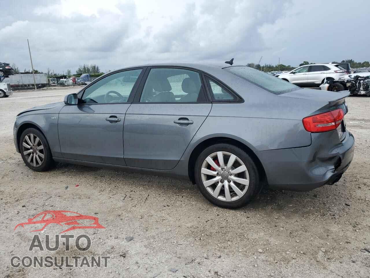 AUDI A4 2013 - WAUBFAFL8DN008397
