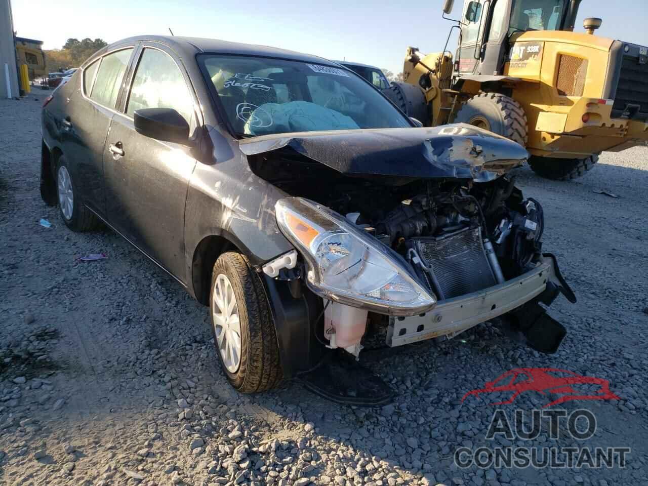 NISSAN VERSA 2019 - 3N1CN7AP1KL821779