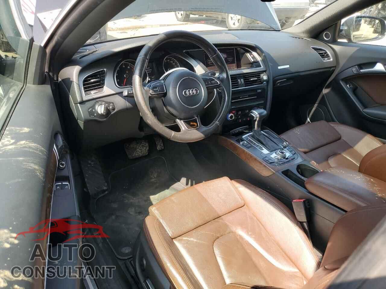 AUDI A5 2013 - WAULFAFR1DA016177