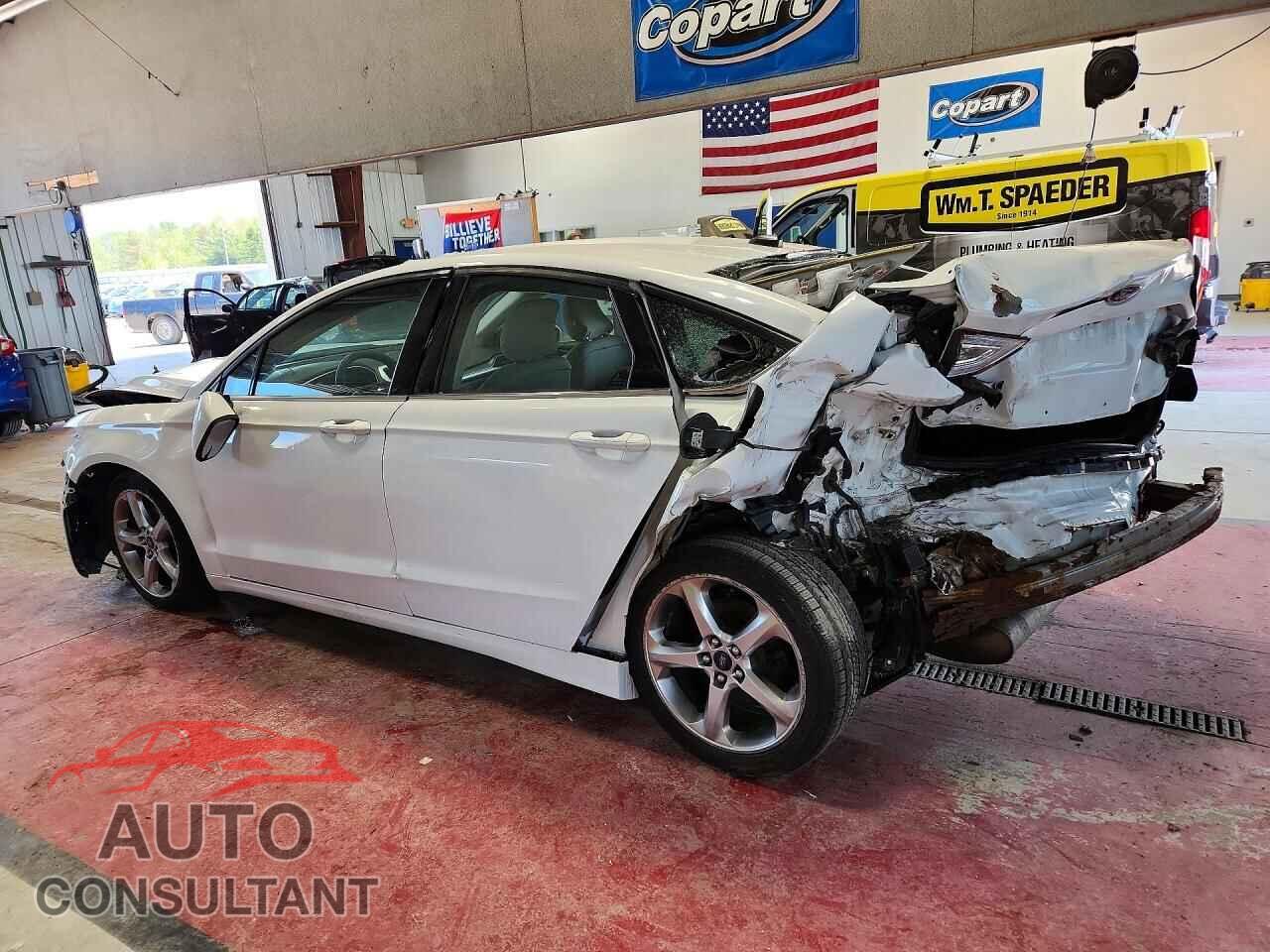 FORD FUSION 2016 - 3FA6P0G77GR221233