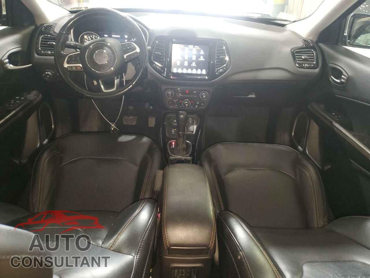JEEP COMPASS 2019 - 3C4NJDCB4KT817789