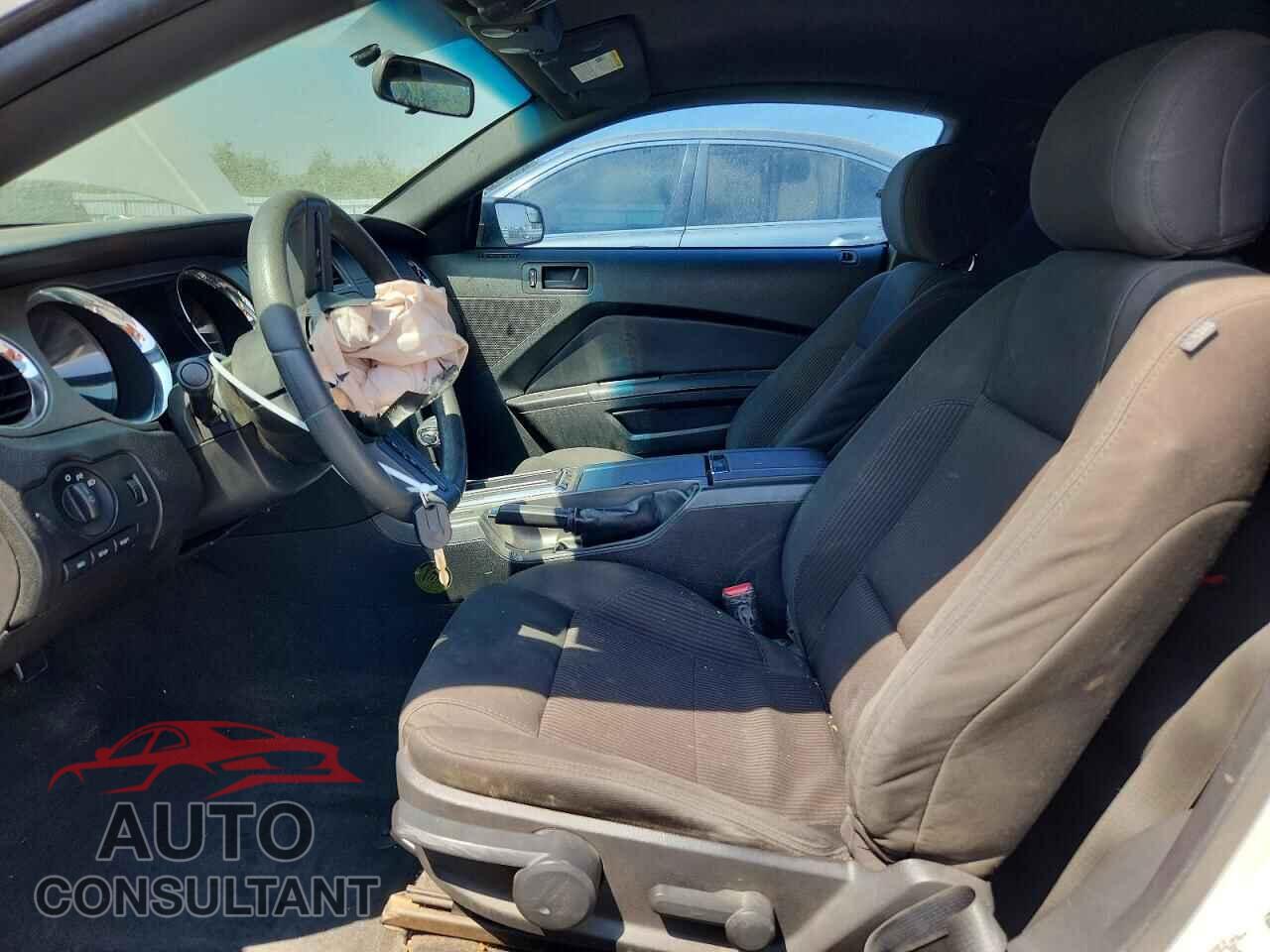 FORD MUSTANG 2012 - 1ZVBP8AMXC5209237