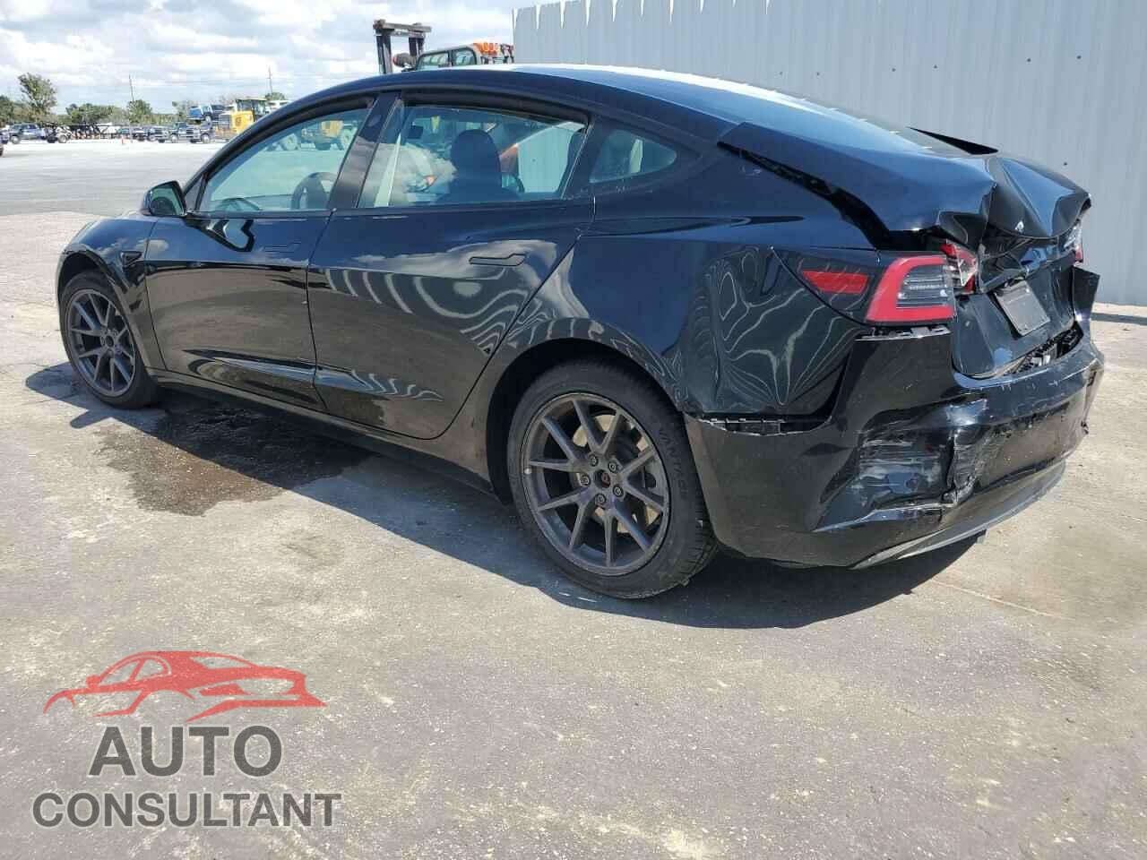 TESLA MODEL 3 2022 - 5YJ3E1EA2NF290823