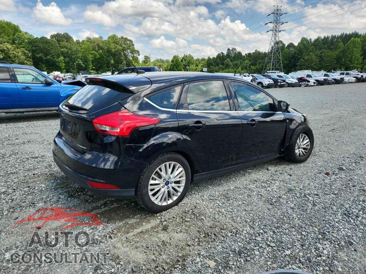 FORD FOCUS 2018 - 1FADP3N25JL279606