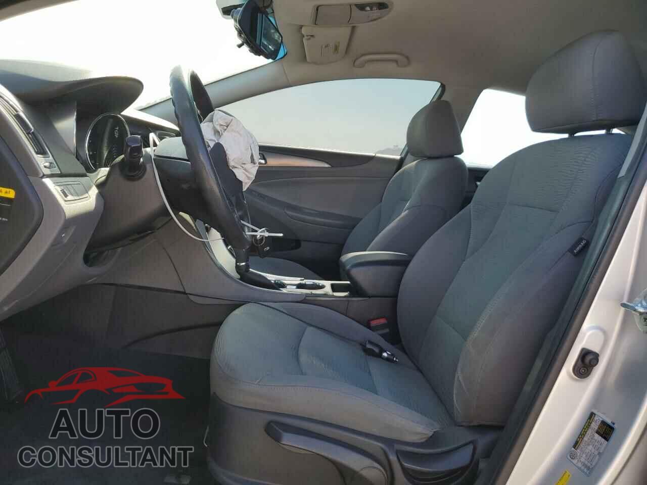 HYUNDAI SONATA 2015 - KMHEC4A44FA130738