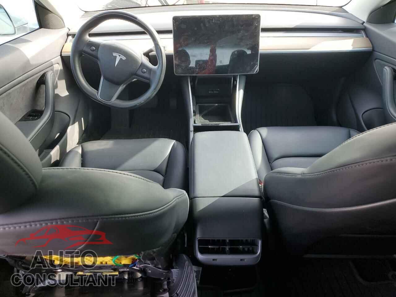 TESLA MODEL 3 2018 - 5YJ3E1EA4JF035357