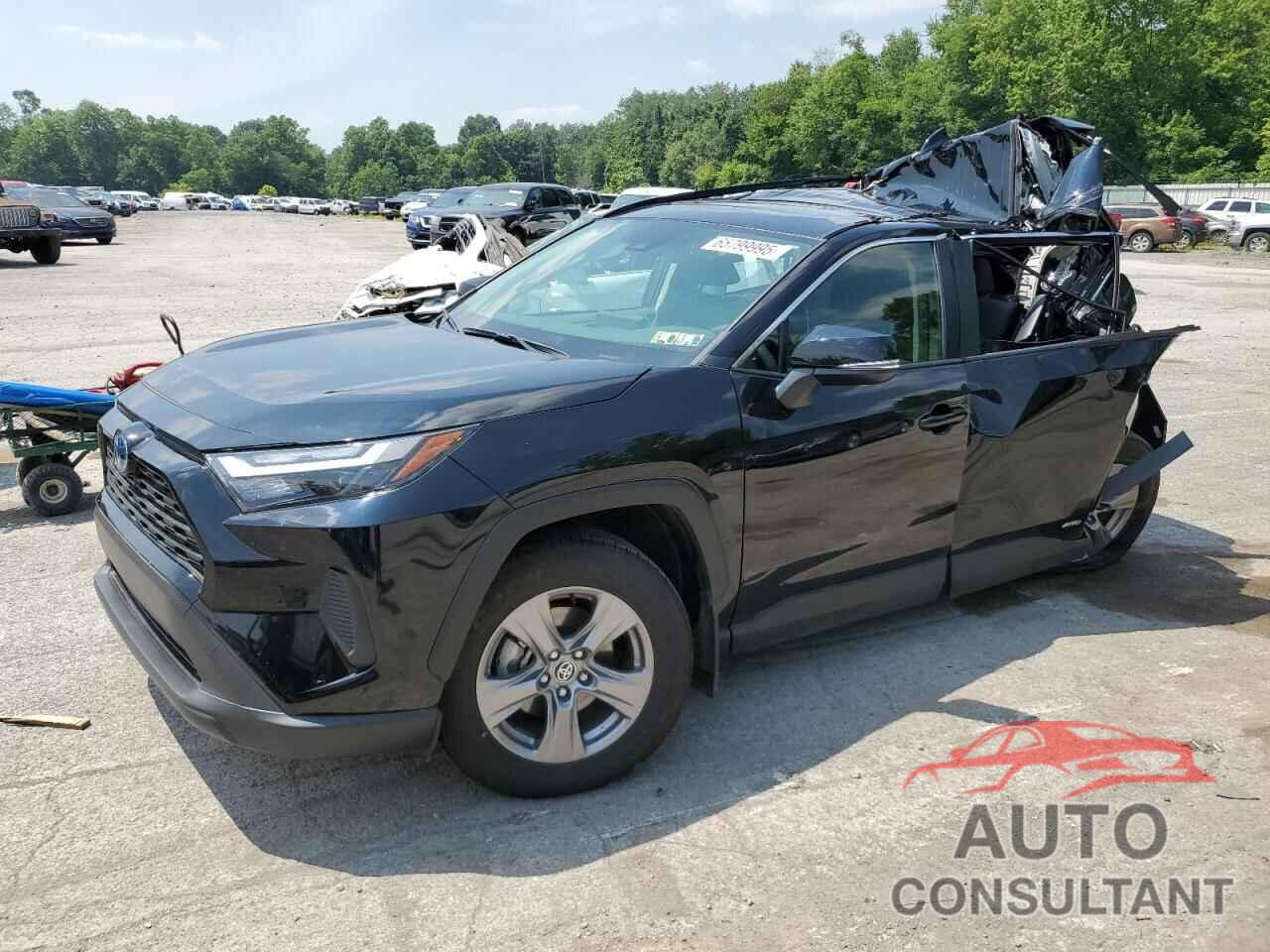 TOYOTA RAV4 2024 - JTMRWRFVXRD272266