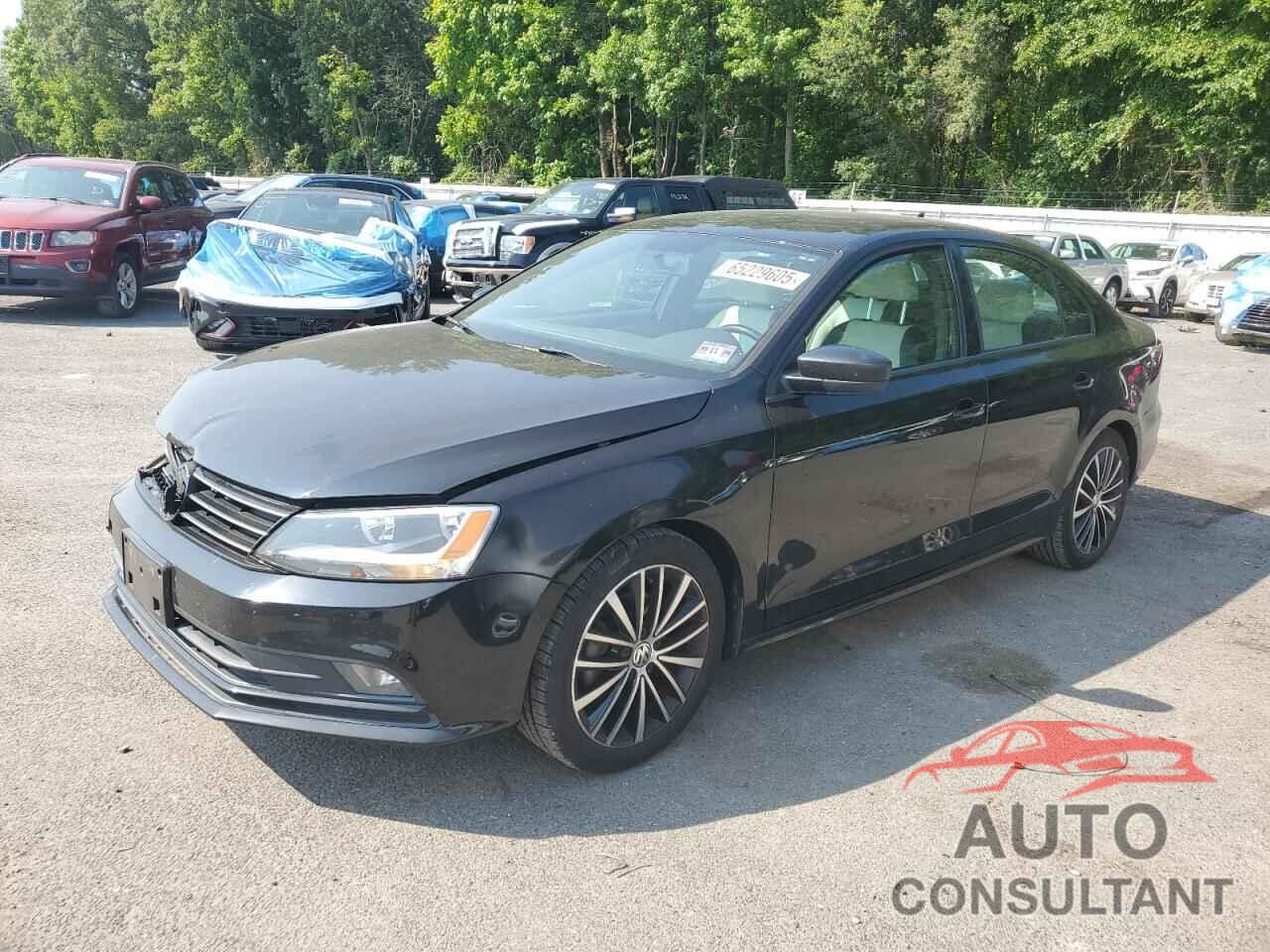 VOLKSWAGEN JETTA 2015 - 3VWD17AJ7FM218020