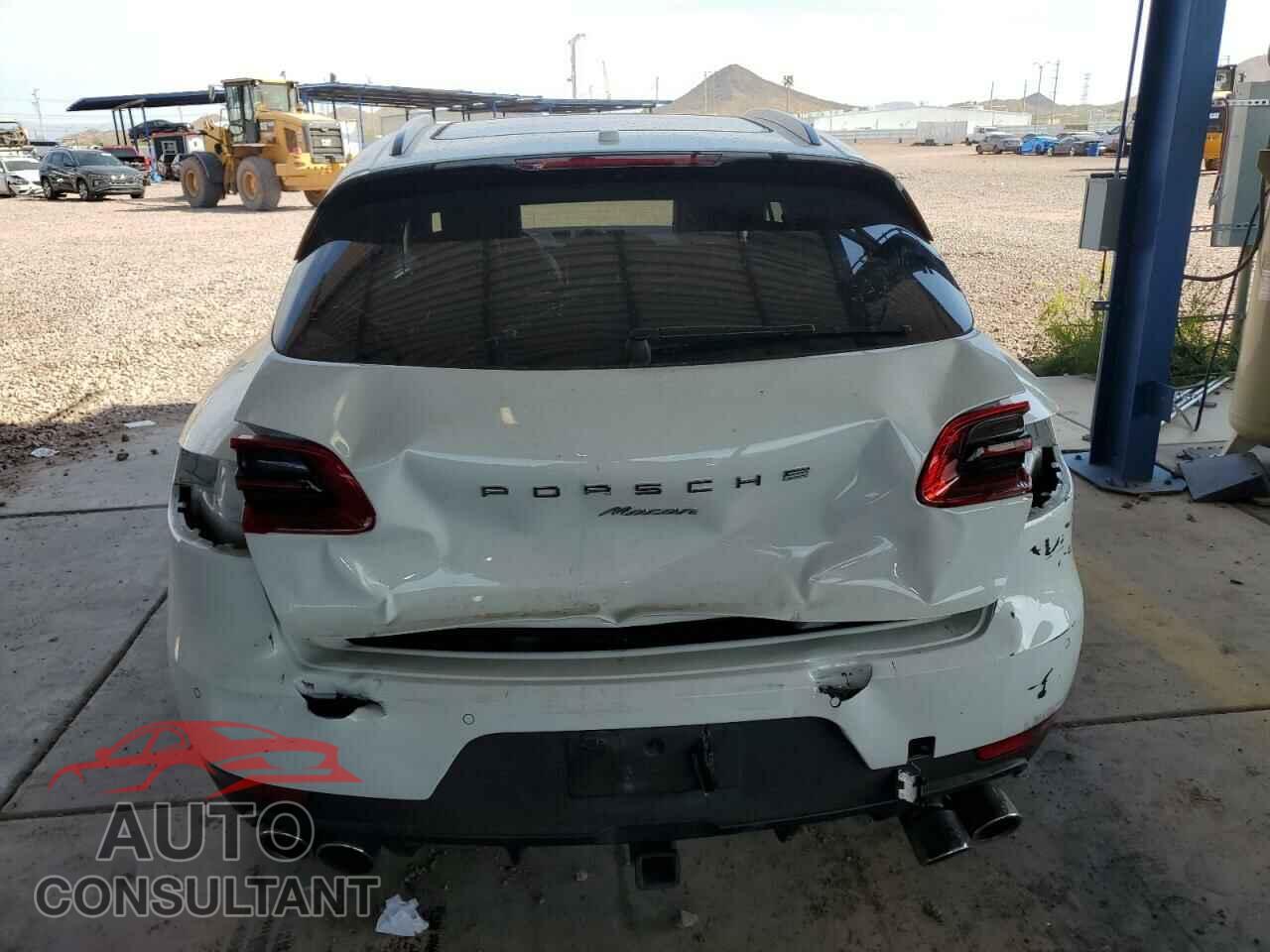 PORSCHE MACAN 2018 - WP1AA2A52JLB14975