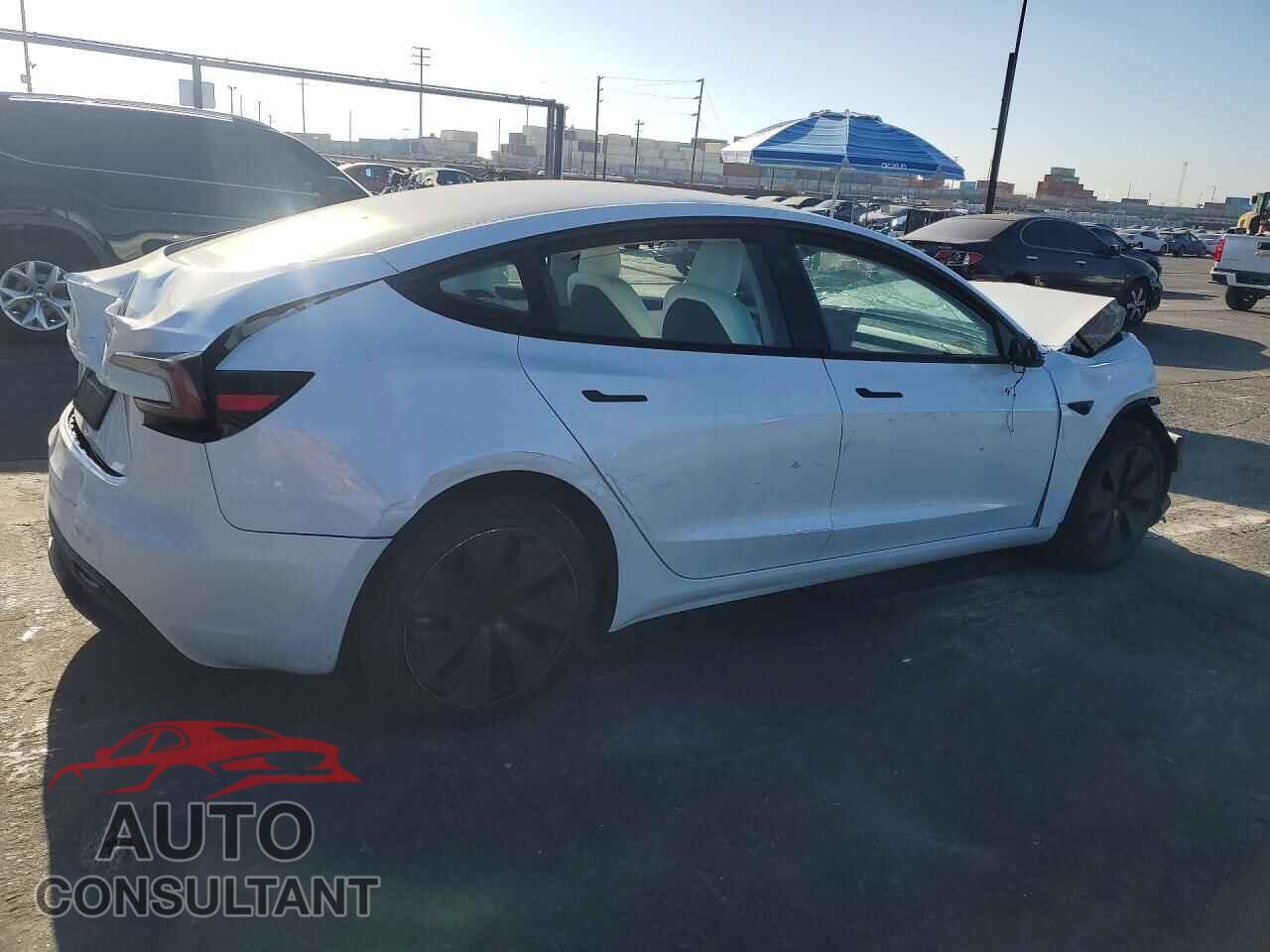 TESLA MODEL 3 2024 - 5YJ3E1EA9RF862783