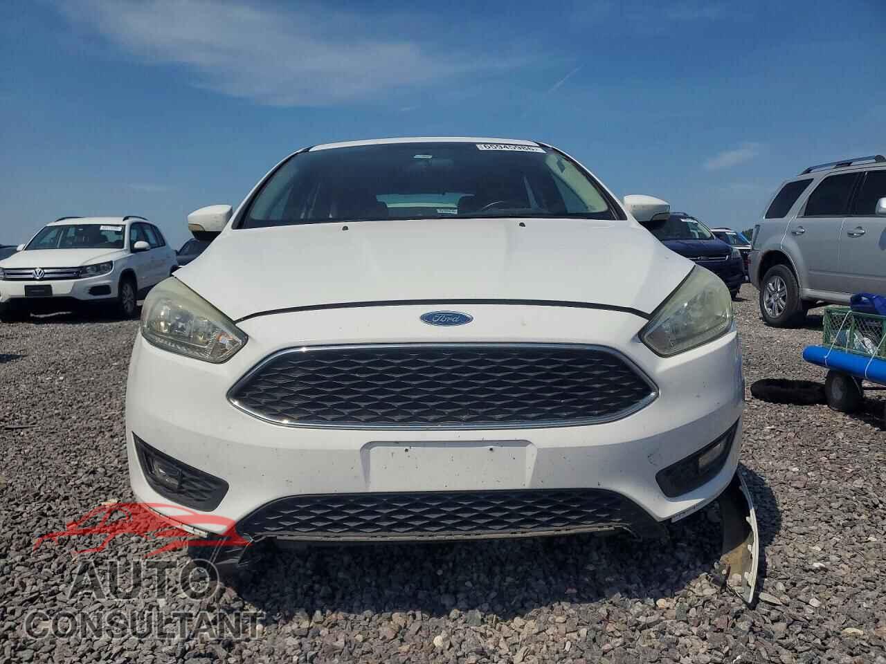 FORD FOCUS 2015 - 1FADP3K25FL314558