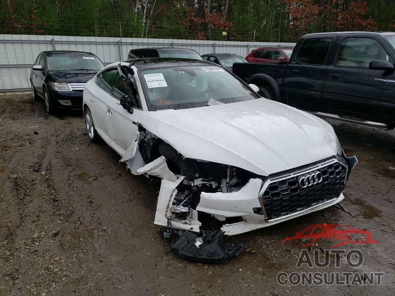 AUDI A5 2021 - WAUDACF57MA044240