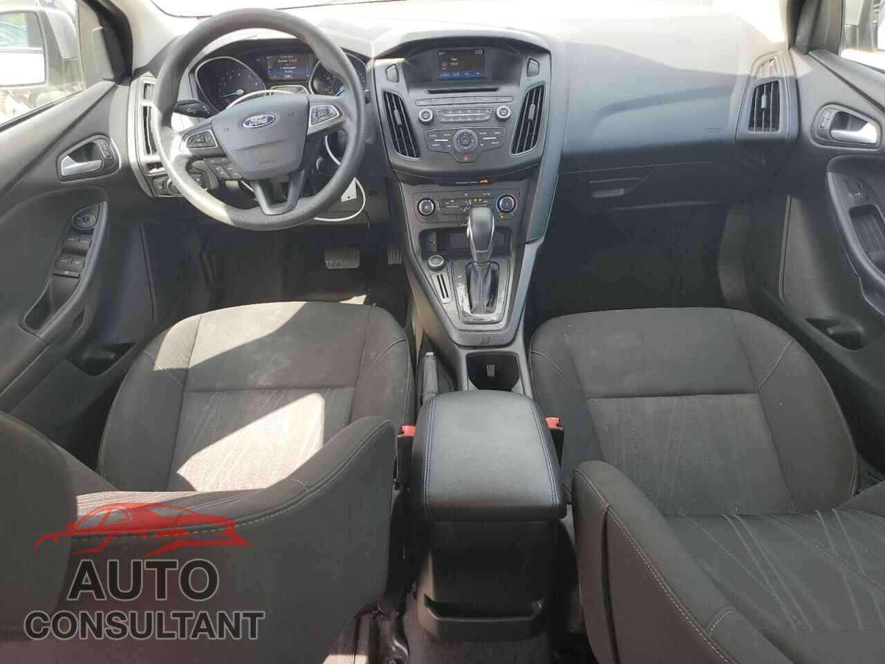 FORD FOCUS 2017 - 1FADP3F25HL241219