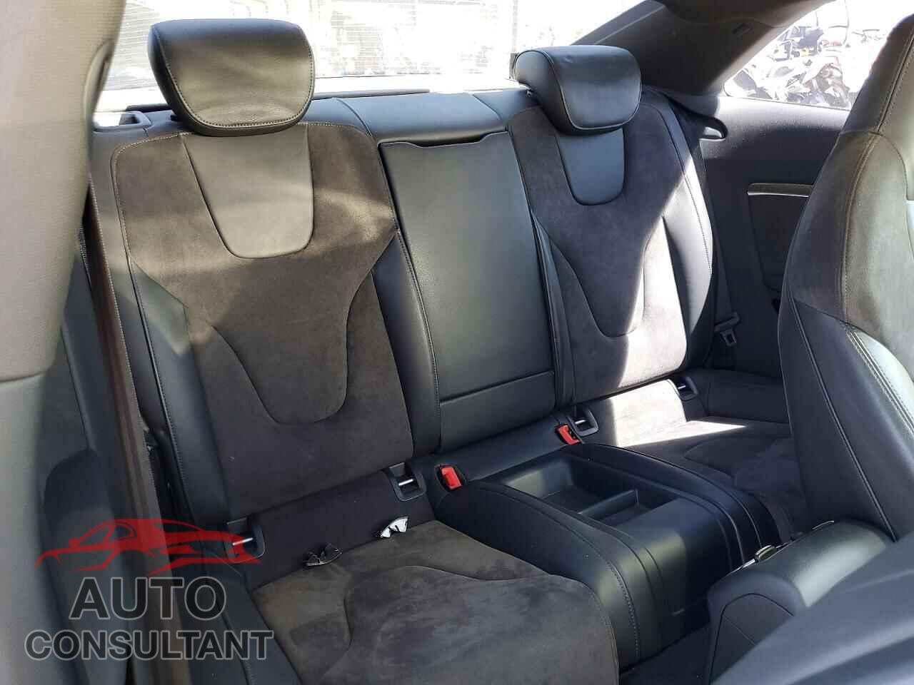 AUDI S5/RS5 2014 - WAUCGAFR6EA051022