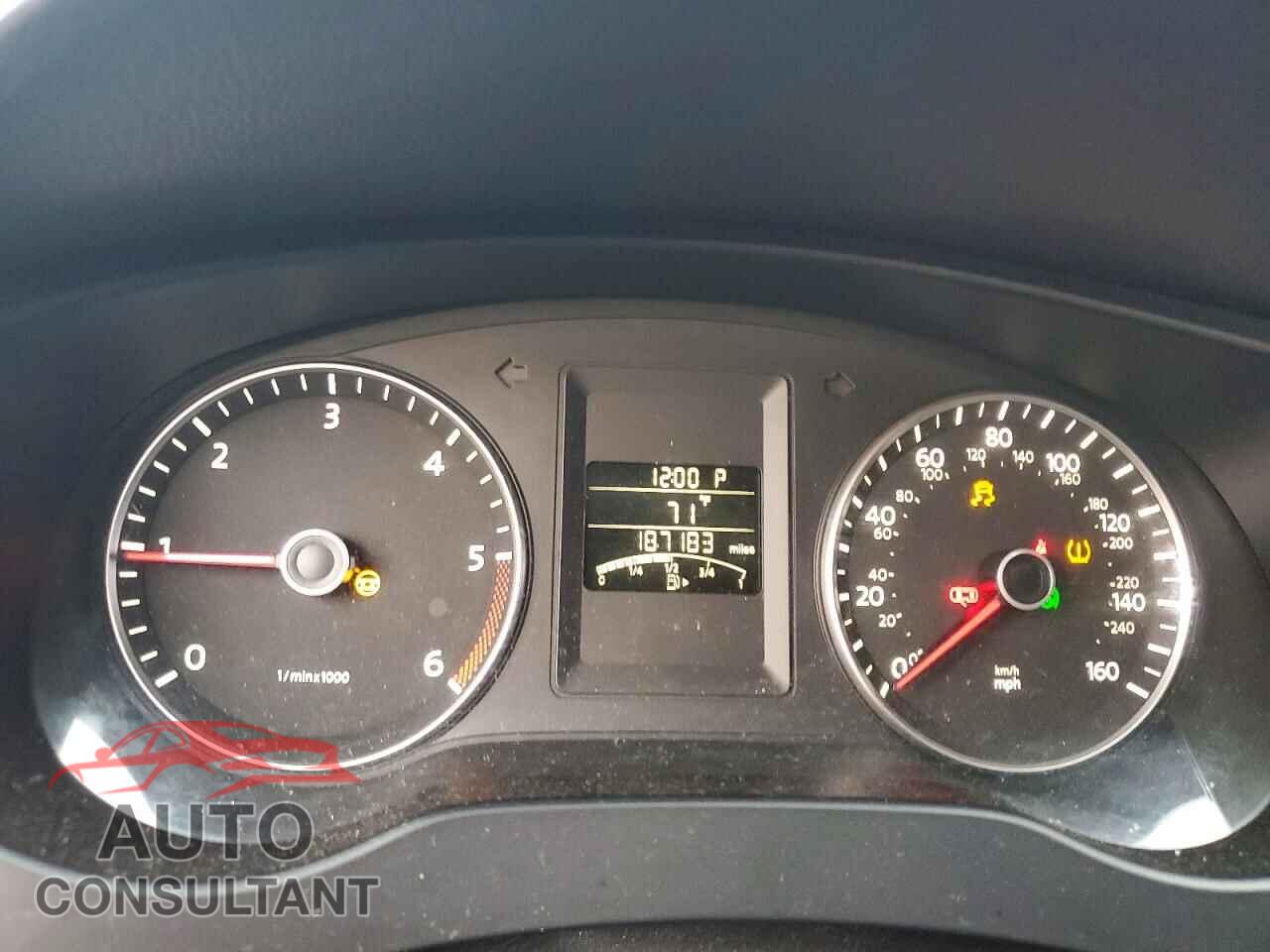 VOLKSWAGEN JETTA 2012 - 3VWLL7AJ1CM369498