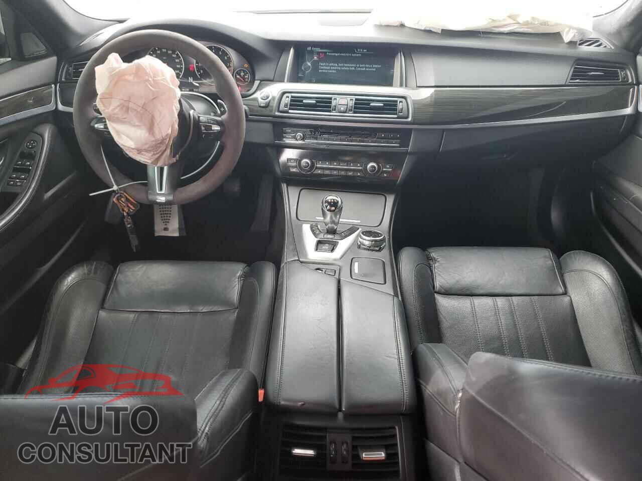 BMW M5 2014 - WBSFV9C52ED097699