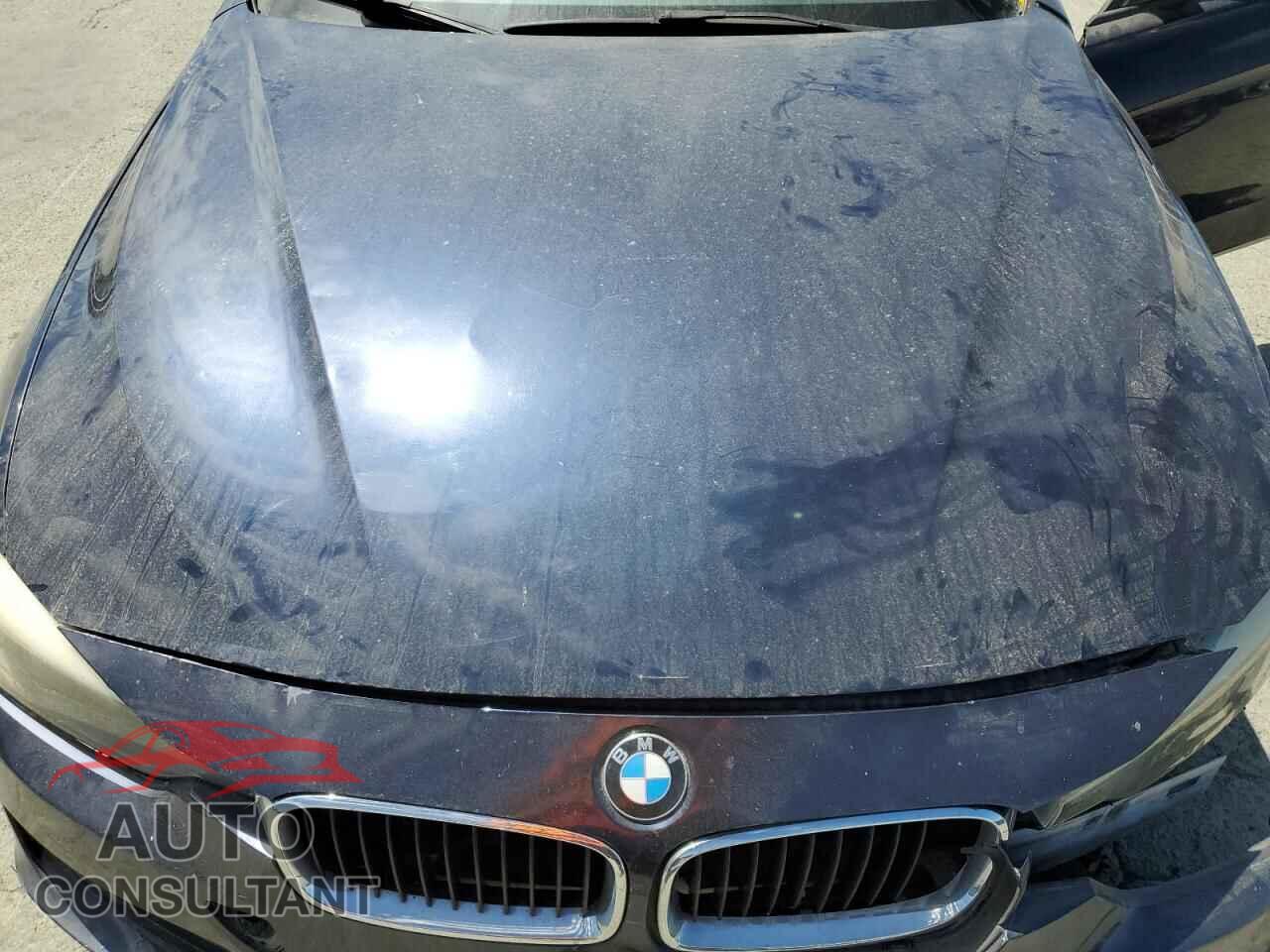 BMW 3 SERIES 2013 - WBA3A5C52DF359039