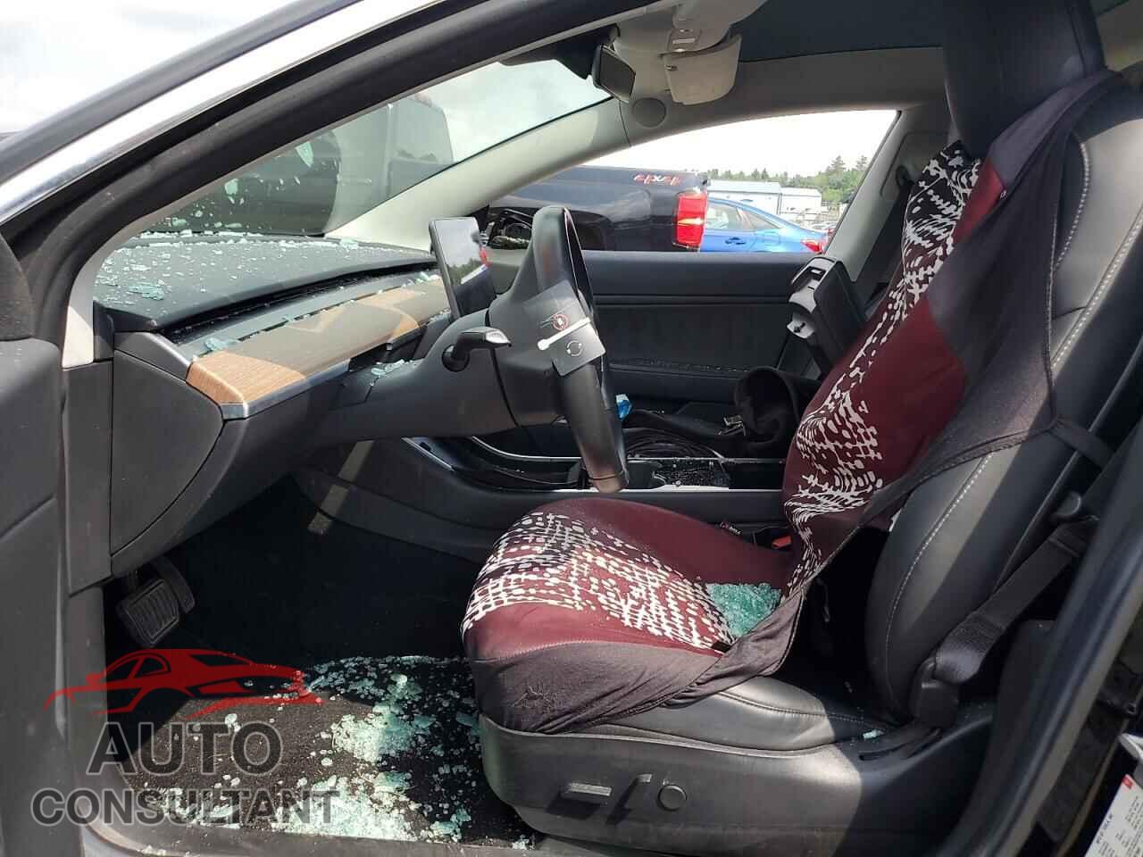 TESLA MODEL 3 2018 - 5YJ3E1EB0JF067909
