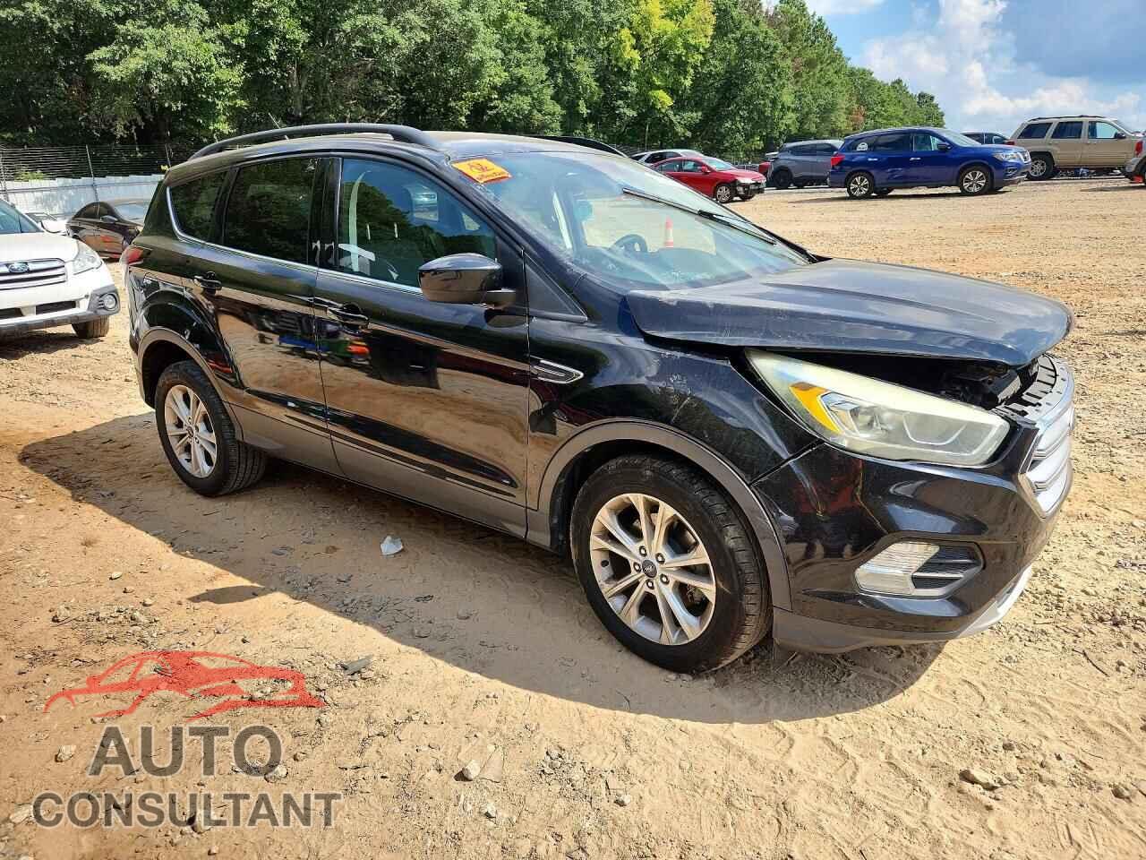 FORD ESCAPE 2017 - 1FMCU0GD4HUD66750