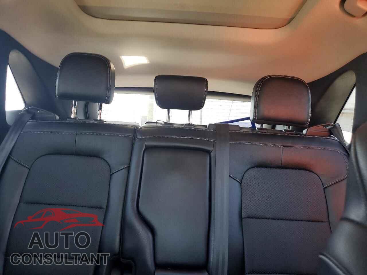 FORD ESCAPE 2020 - 1FMCU9J94LUA04340