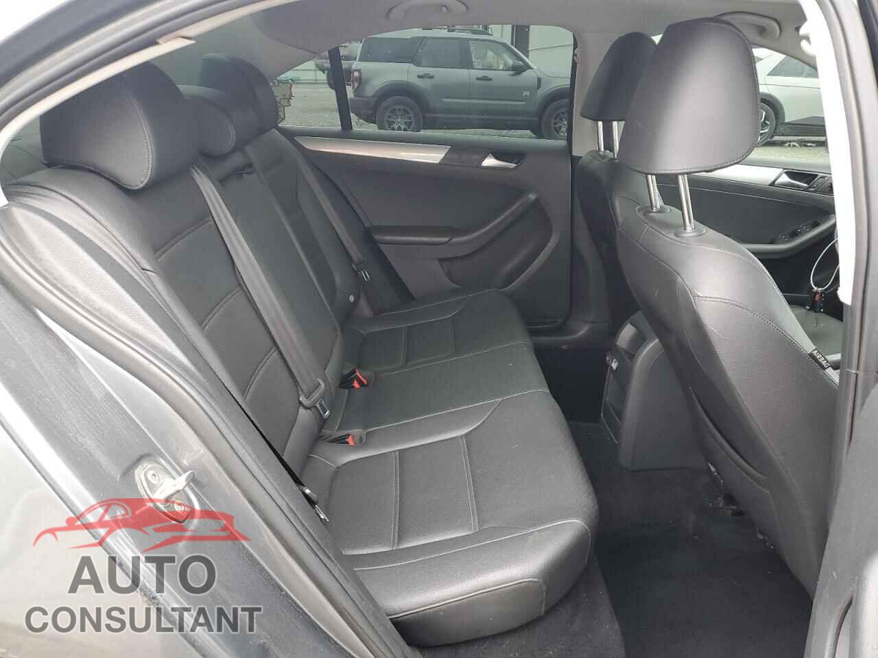 VOLKSWAGEN JETTA 2017 - 3VWDB7AJ3HM298254