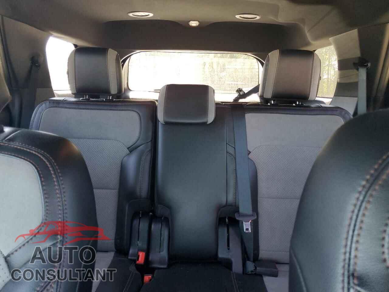FORD EXPLORER 2017 - 1FM5K8D8XHGA88679